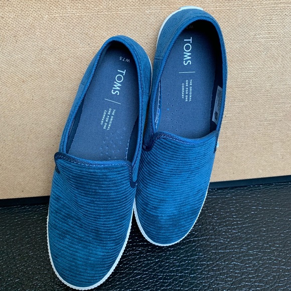 toms clemente slip on